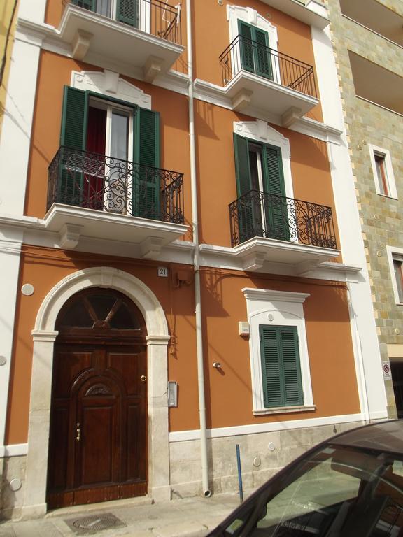A Due Passi Dal Centro - Bari Policlinico Διαμέρισμα Δωμάτιο φωτογραφία